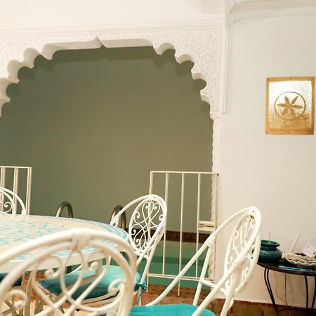 Ryad De Charme Authentique Piscine Calme Marrakesh Buitenkant foto